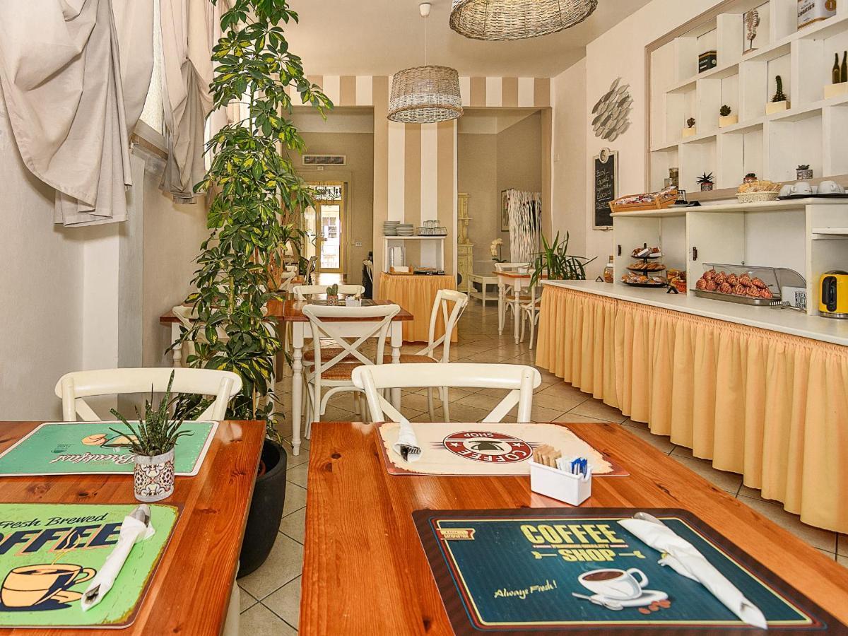 City Hotel Viareggio Exterior photo