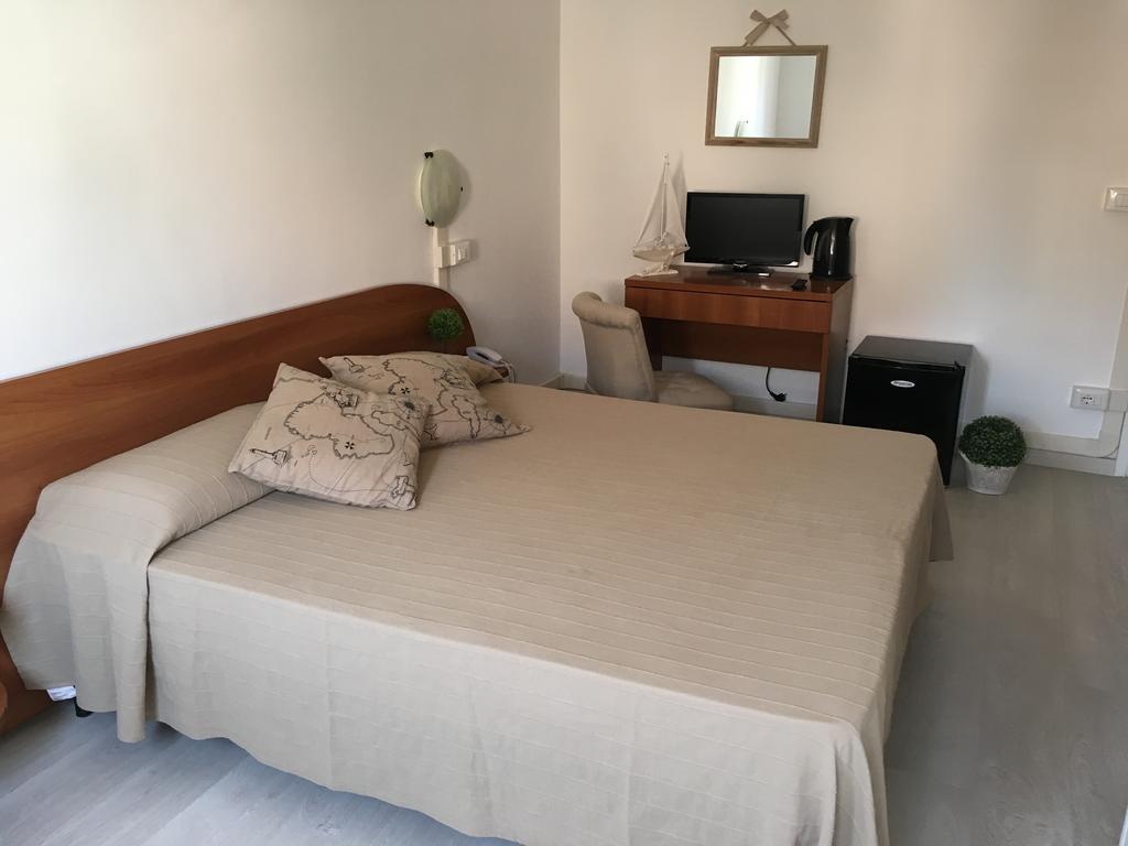 City Hotel Viareggio Exterior photo
